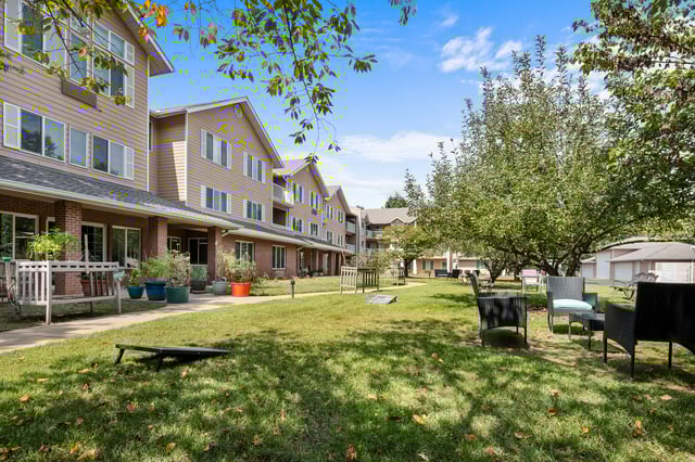 Rodgers-041 Outdoor Seating